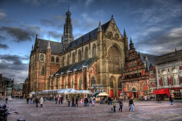 Problemen met je laadpaal in Haarlem? Wij lossen het snel en vakkundig op