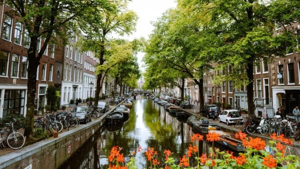 Vakkundige laadpaal reparatie in Amsterdam voor een betrouwbaar laadpunt